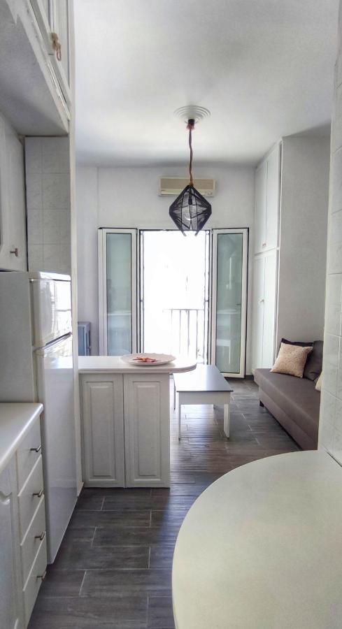 Shades Apartment Skiathos Town Exterior photo